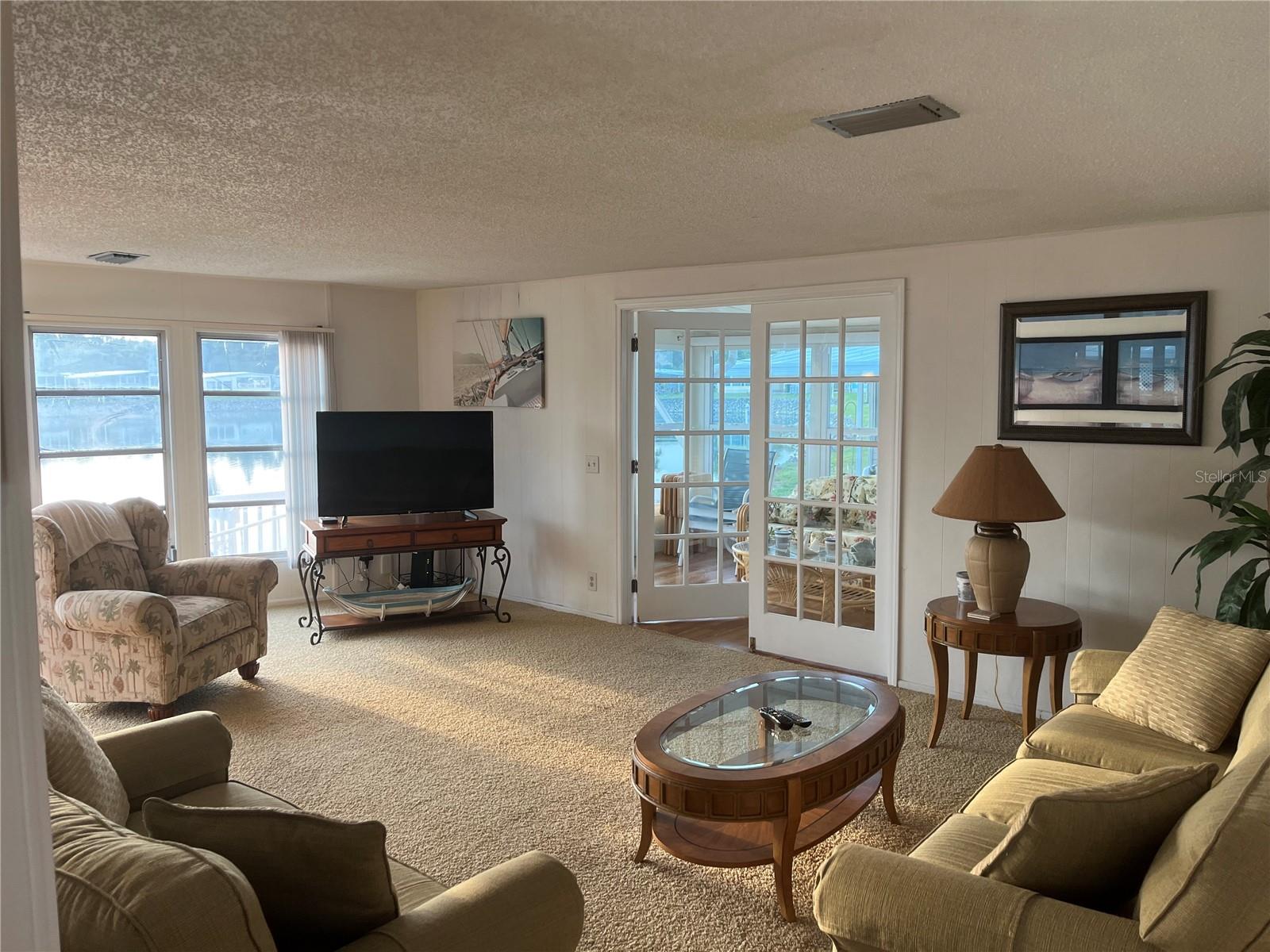 VENICE ISLE - Residential