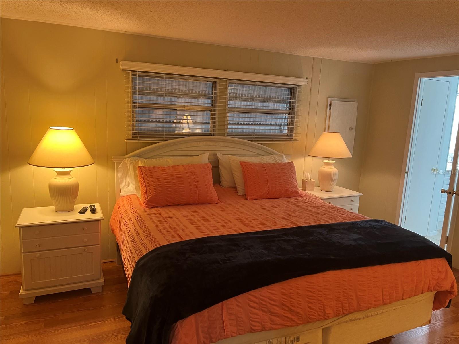 VENICE ISLE - Residential