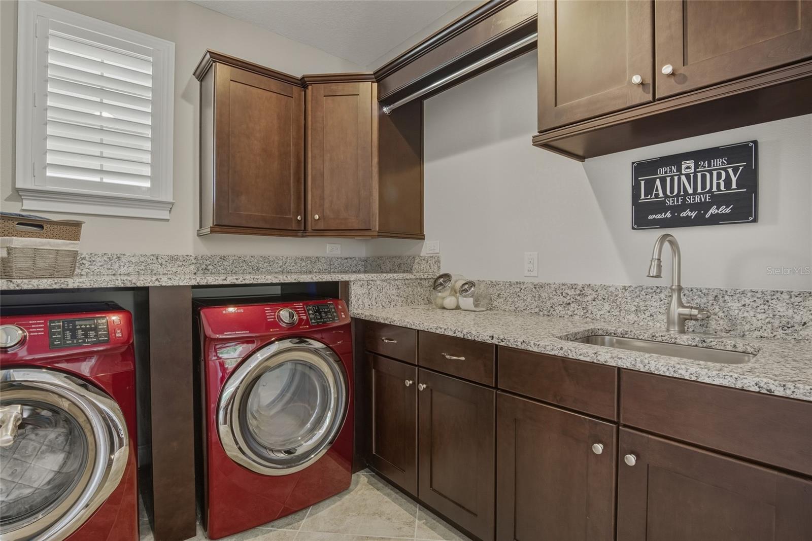 CANOPY OAKS PH 1 - Residential