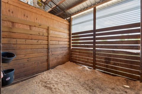 Tiny photo for 18350 SE 42nd Place, Morriston, FL 32668 (MLS # OM724058)