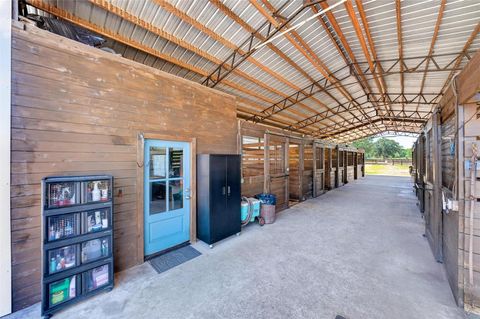 Tiny photo for 18350 SE 42nd Place, Morriston, FL 32668 (MLS # OM724058)