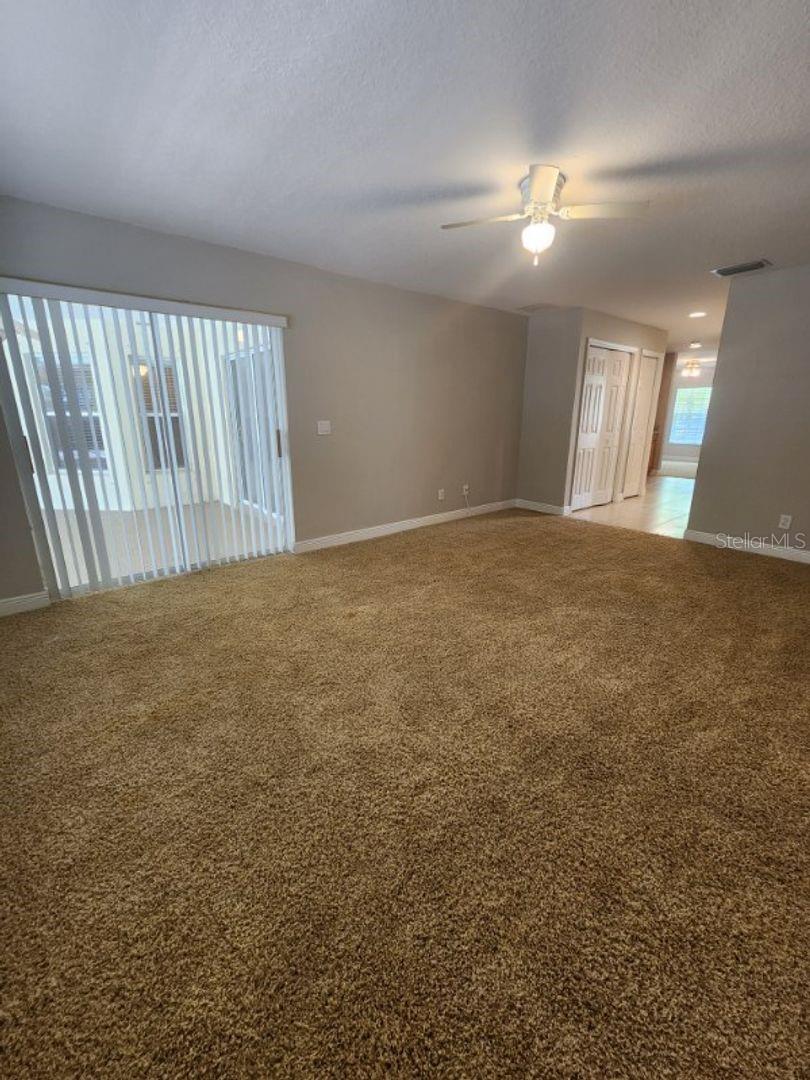 LAURELWOOD AT BAYSIDE LAKES - Residential Lease