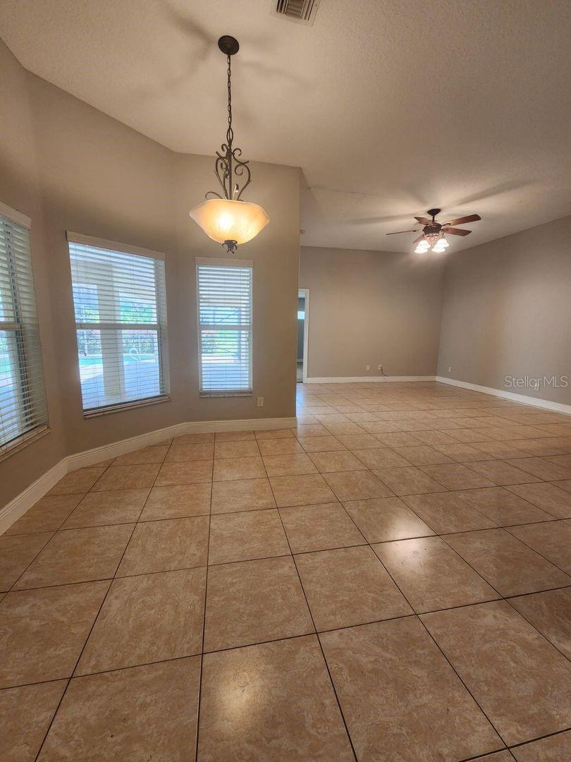 LAURELWOOD AT BAYSIDE LAKES - Residential Lease