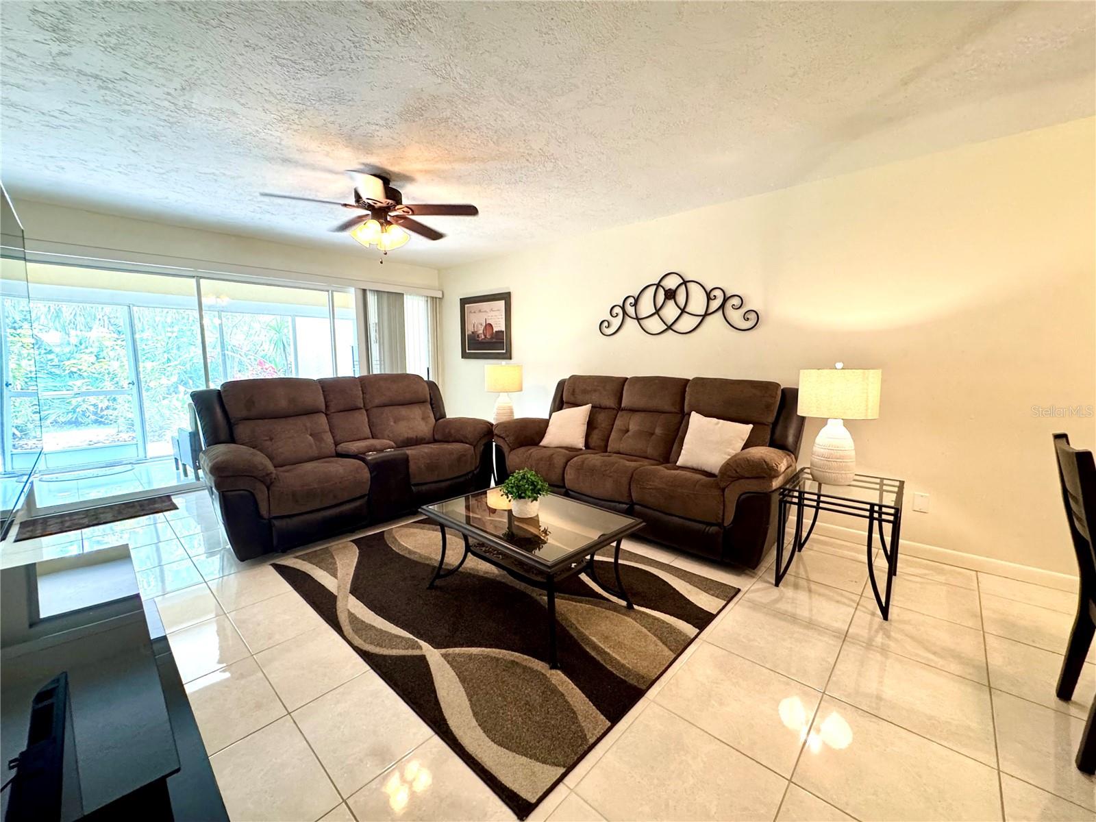 WOODLAND GROVE - Residential Lease