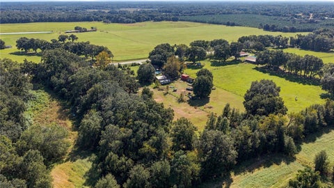 Tiny photo for 15600 NE Jacksonville Road, Citra, FL 32113 (MLS # OM733228)