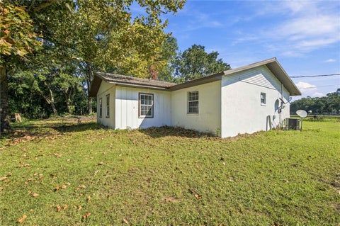 Tiny photo for 15600 NE Jacksonville Road, Citra, FL 32113 (MLS # OM733228)