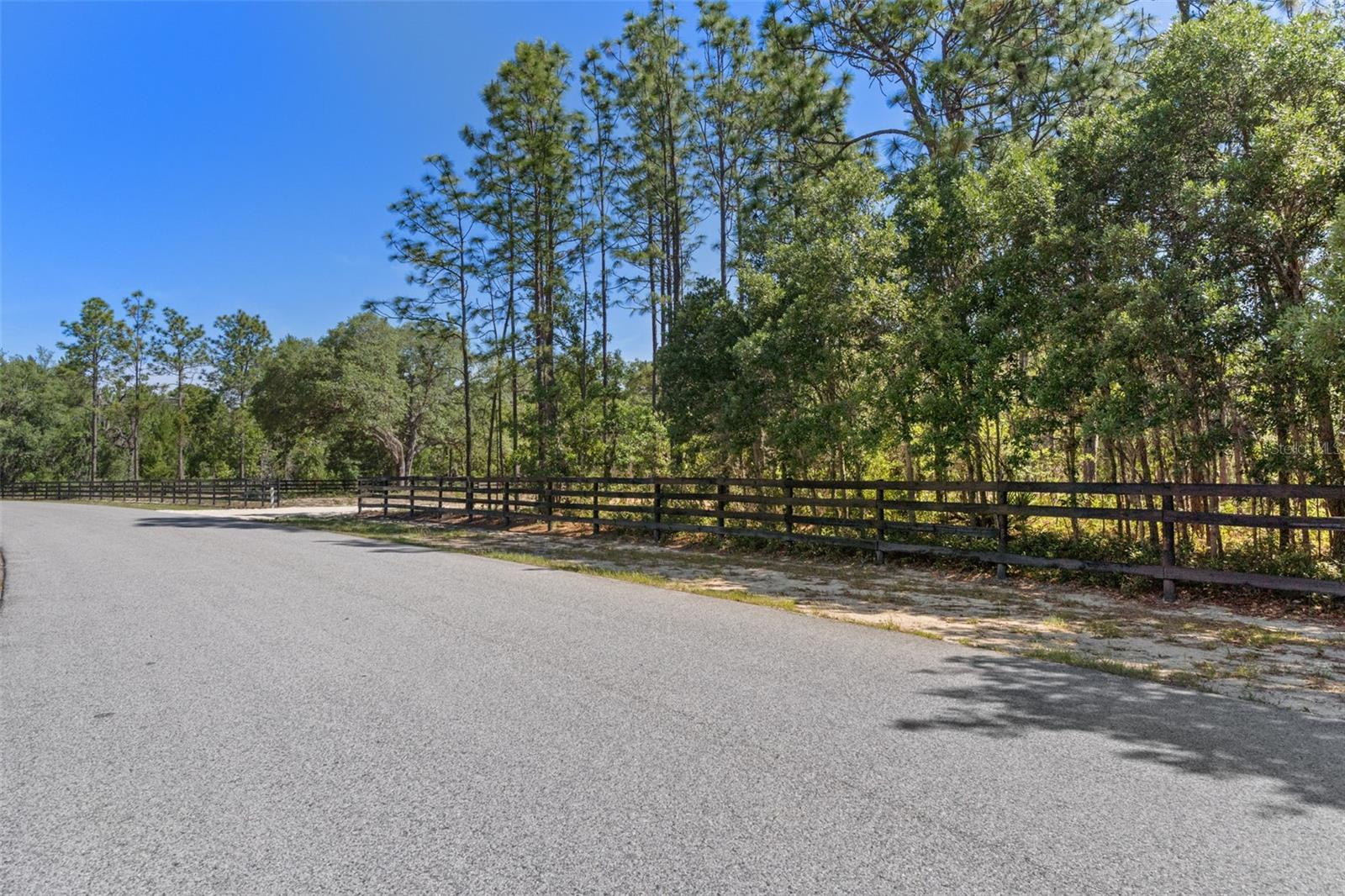 PRESERVE/OAK HILL - Land