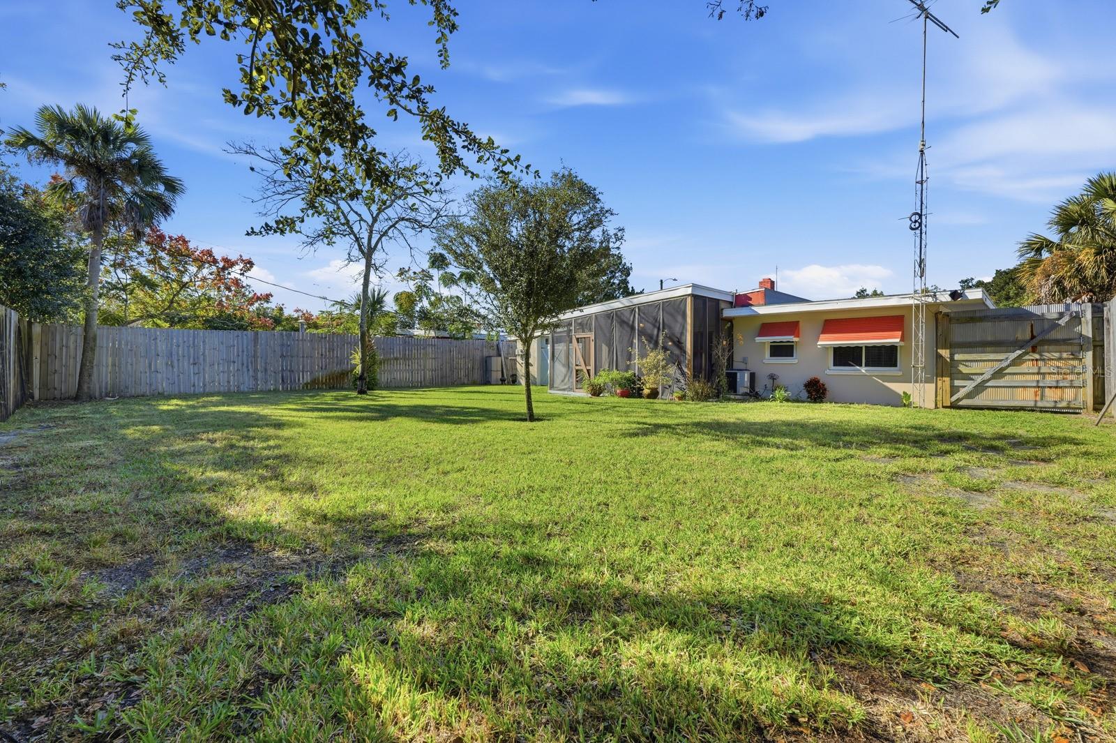 DOUGLAS PARK 03 - Residential