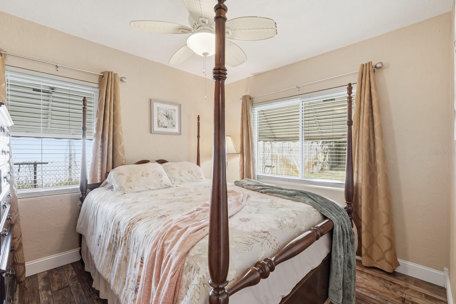 DOUGLAS PARK 03 - Residential