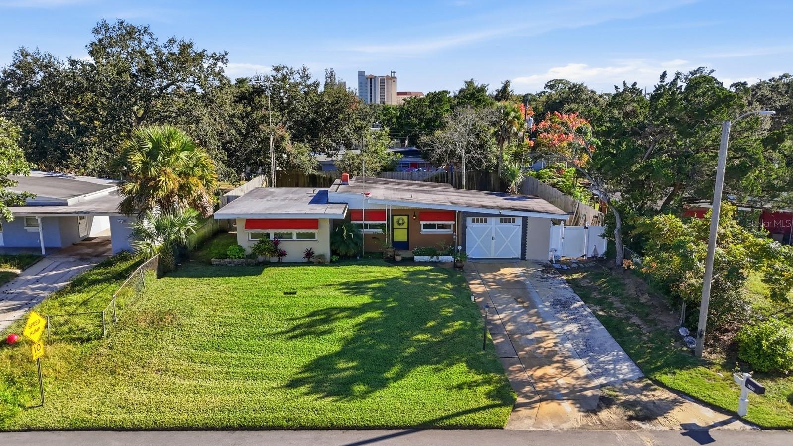 DOUGLAS PARK 03 - Residential