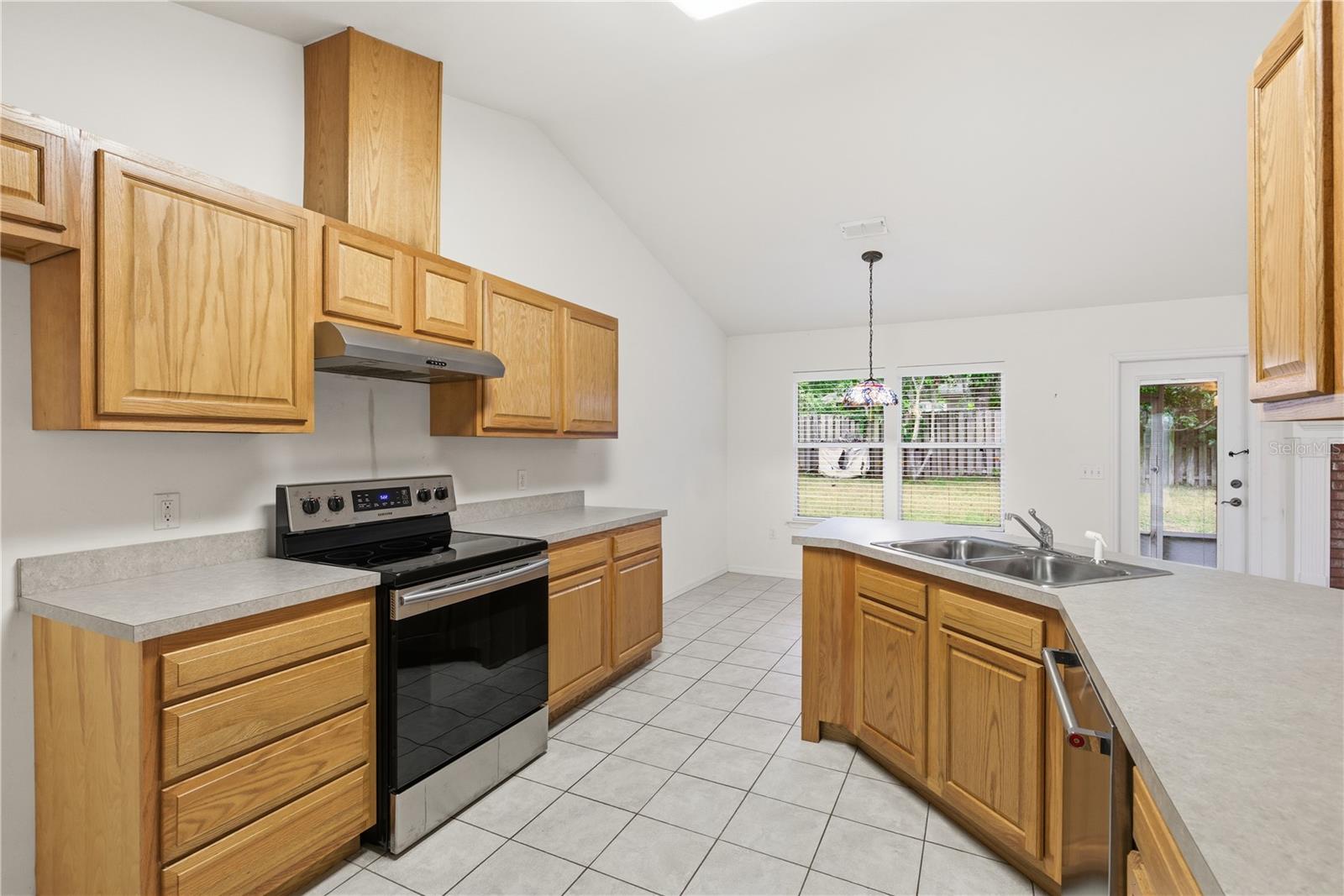 SAVANNAH STATION PH 1 - Residential