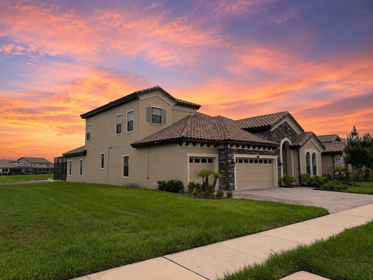 11105 RUSTIC TIMBER LOOP