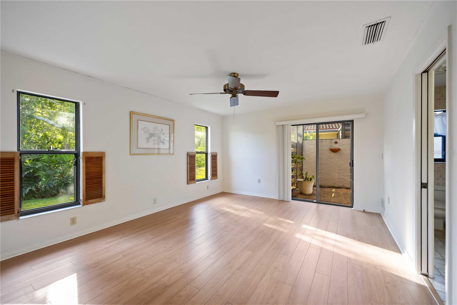 CENTER GATE ESTATE VILL 5 - Residential