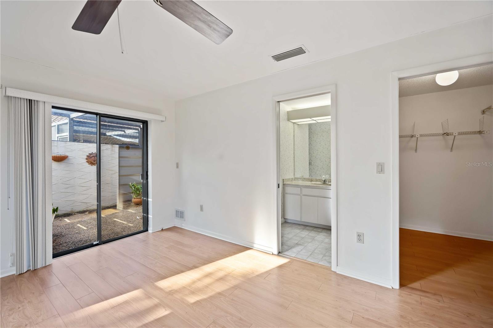 CENTER GATE ESTATE VILL 5 - Residential