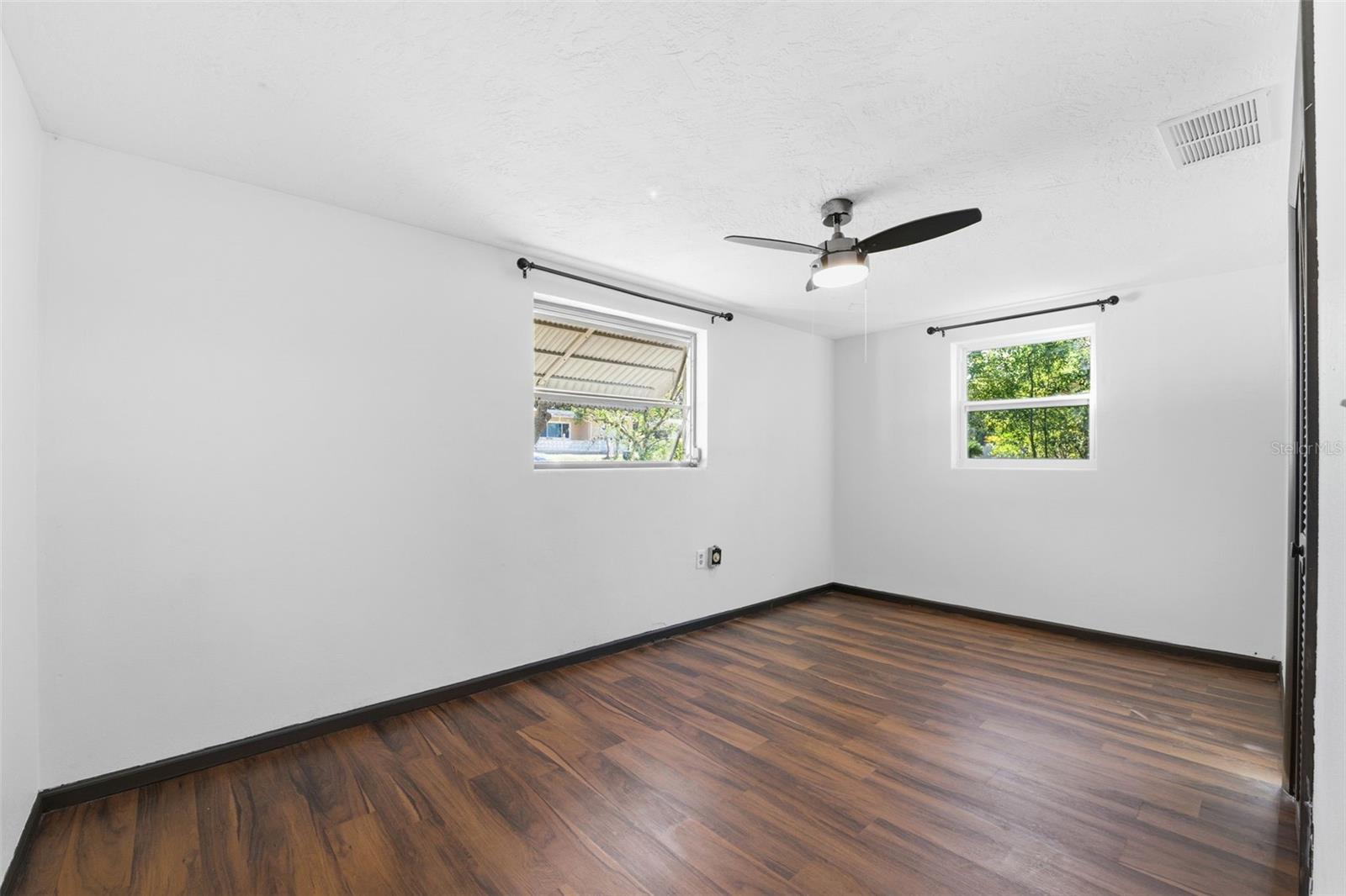 BEVERLY HILLS - Residential