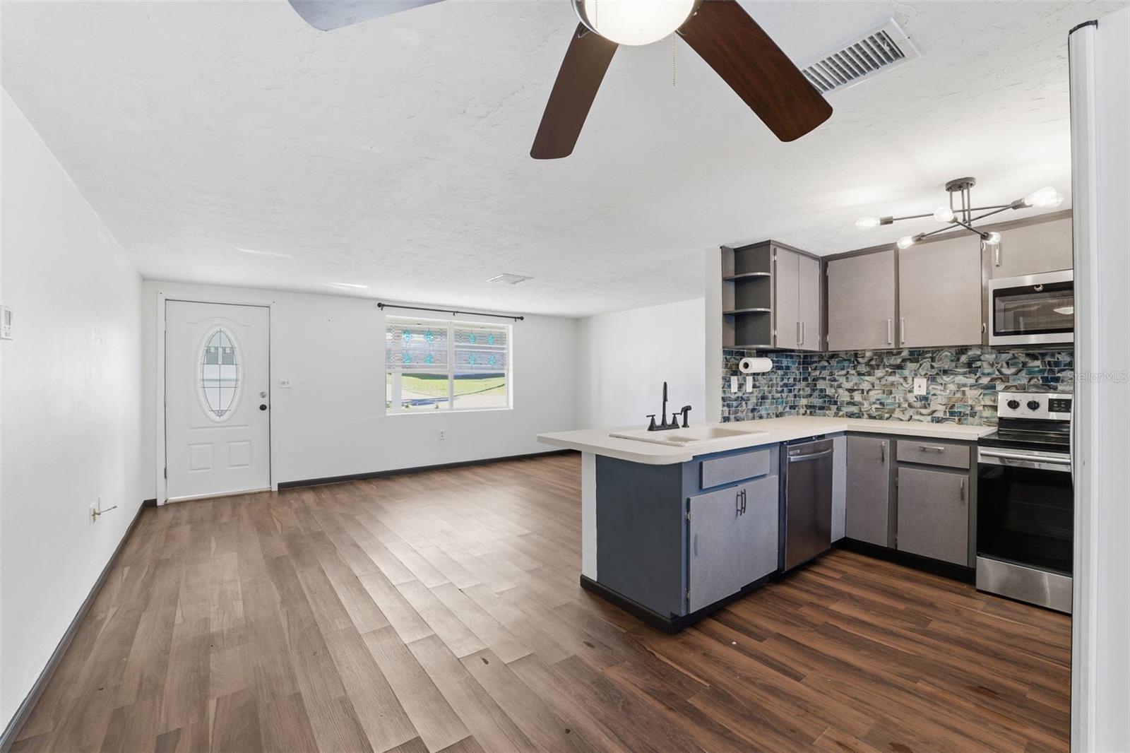 BEVERLY HILLS - Residential