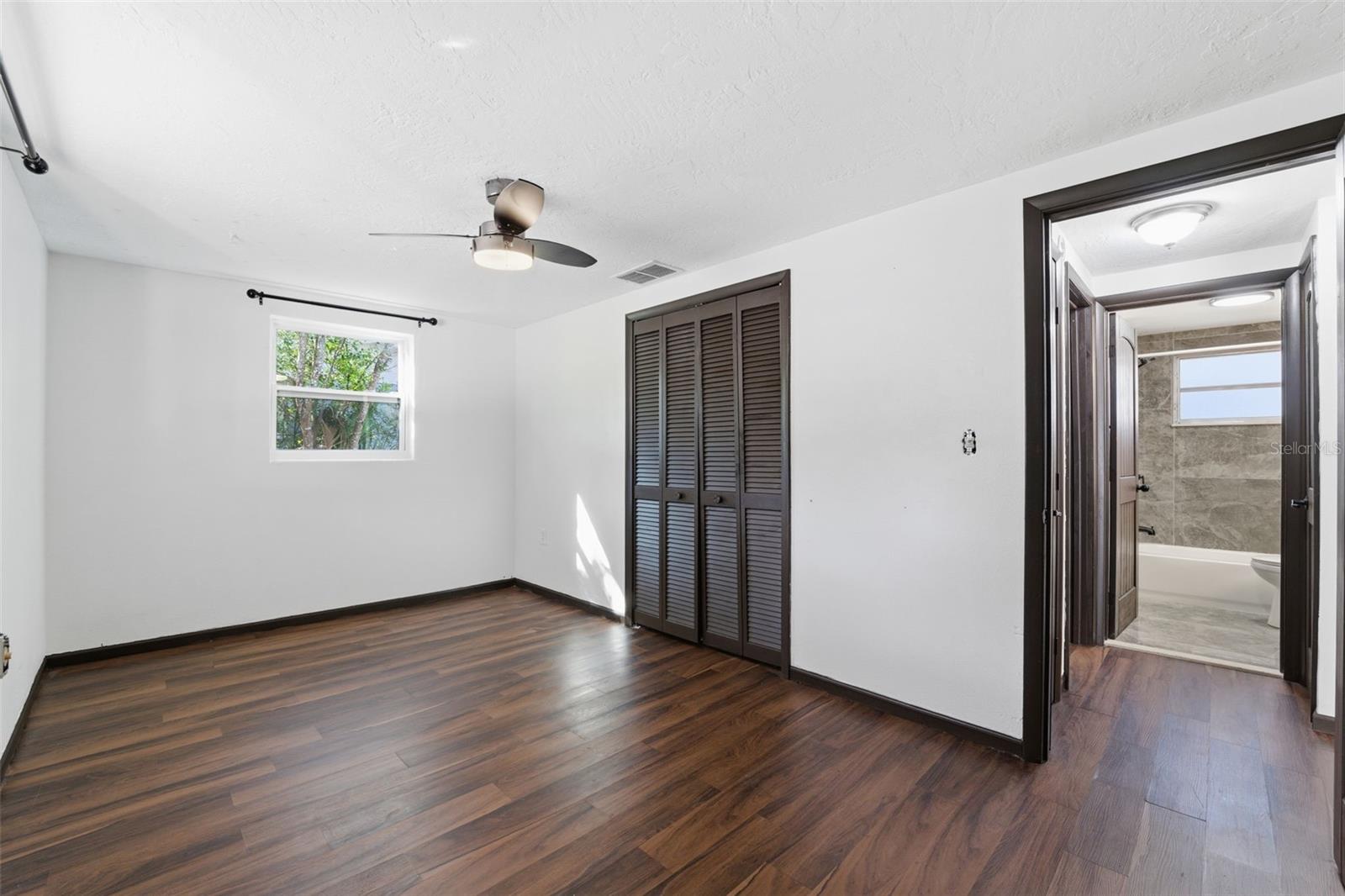 BEVERLY HILLS - Residential