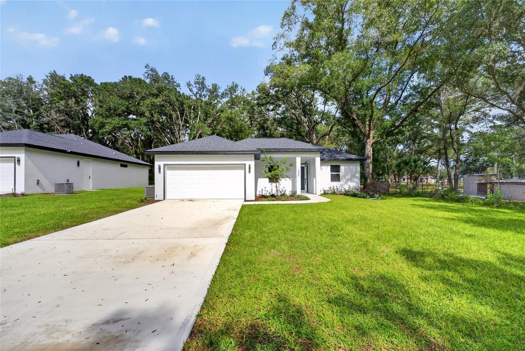 Photo of 13855 SW 110th Place, Dunnellon, FL 34432 (MLS # OM734930)