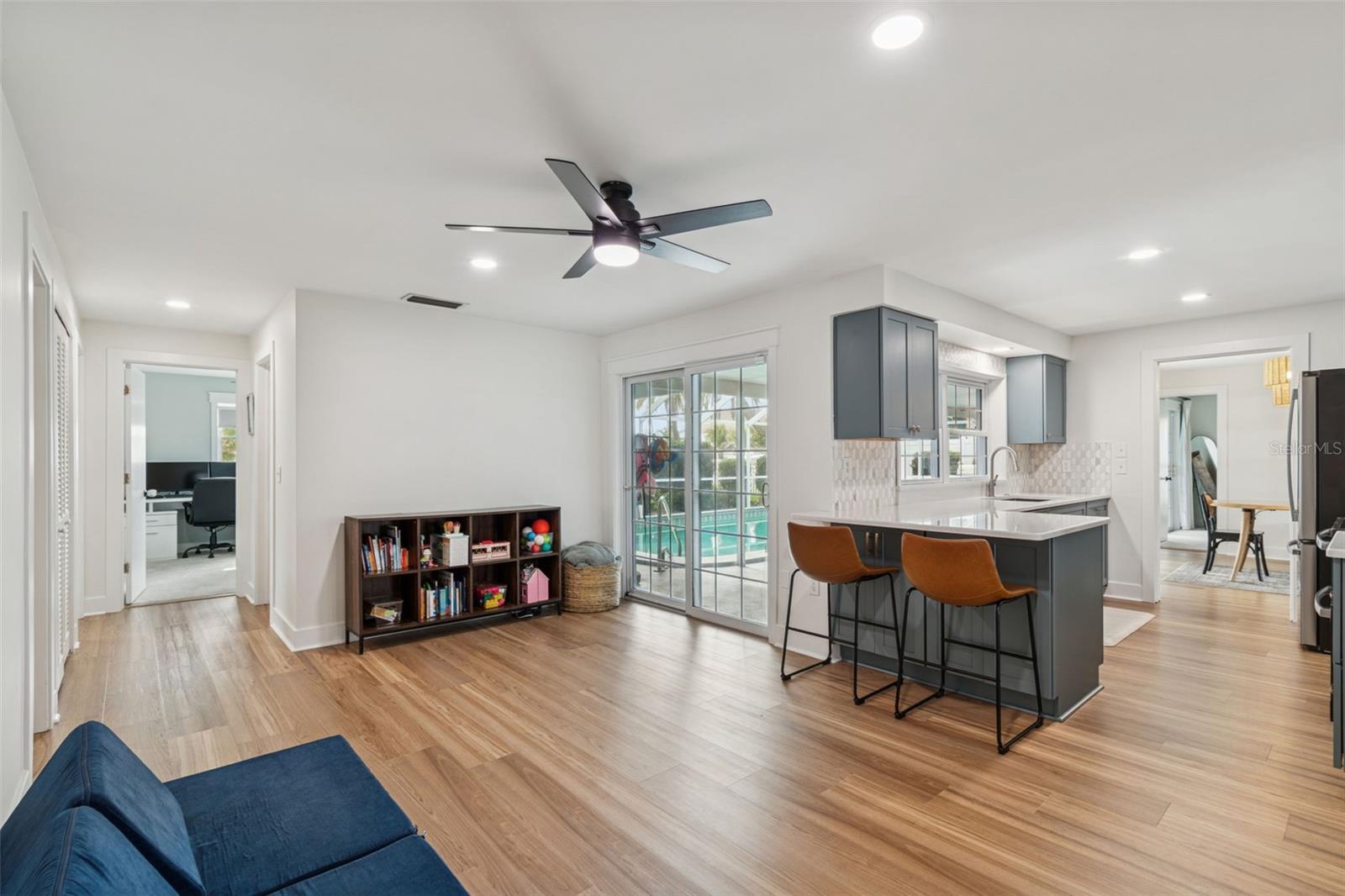 HARBOR HILLS 1ST ADD - Residential