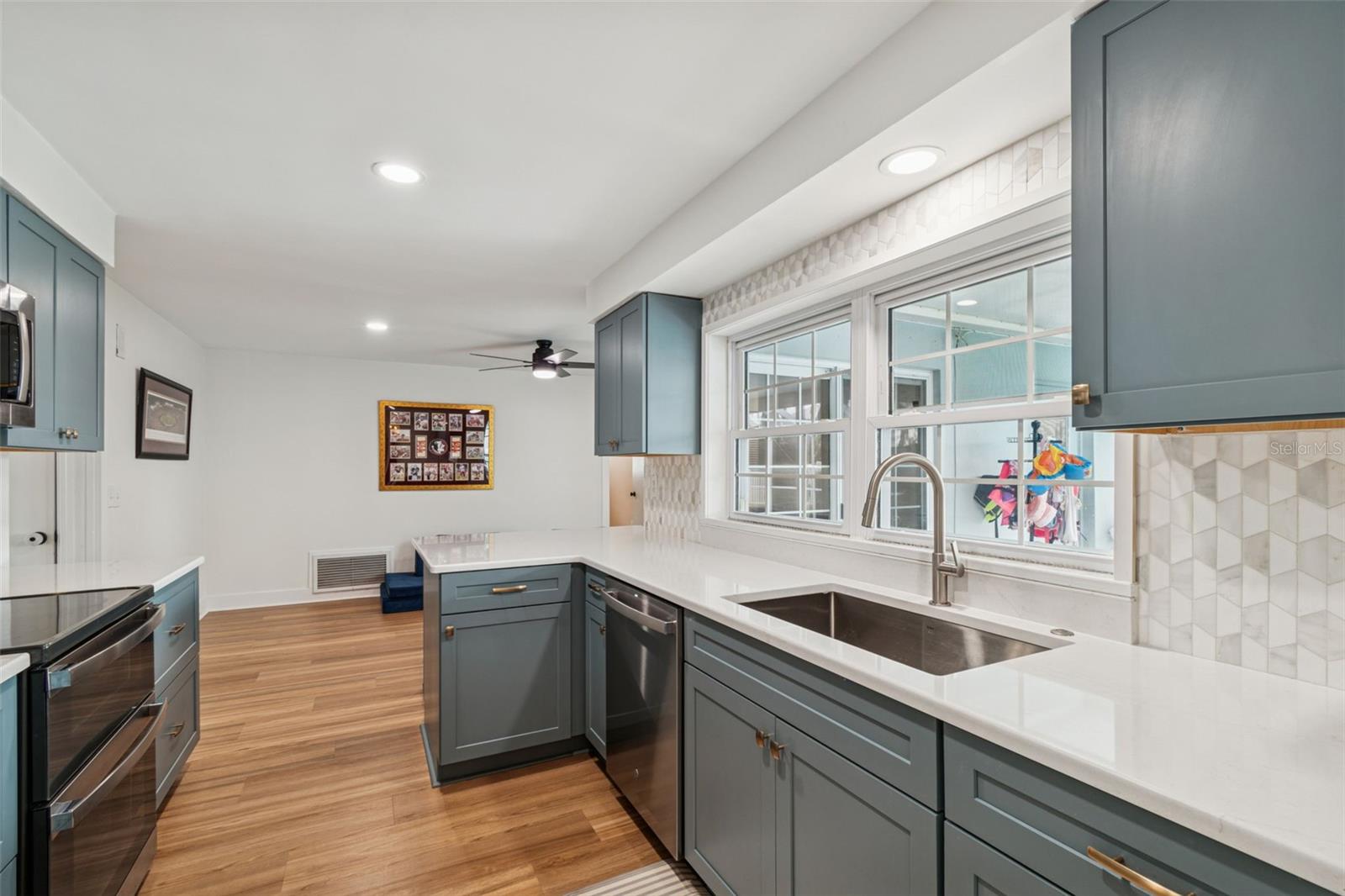 HARBOR HILLS 1ST ADD - Residential