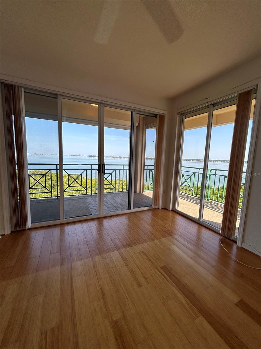 4737 DOLPHIN CAY LANE S 408