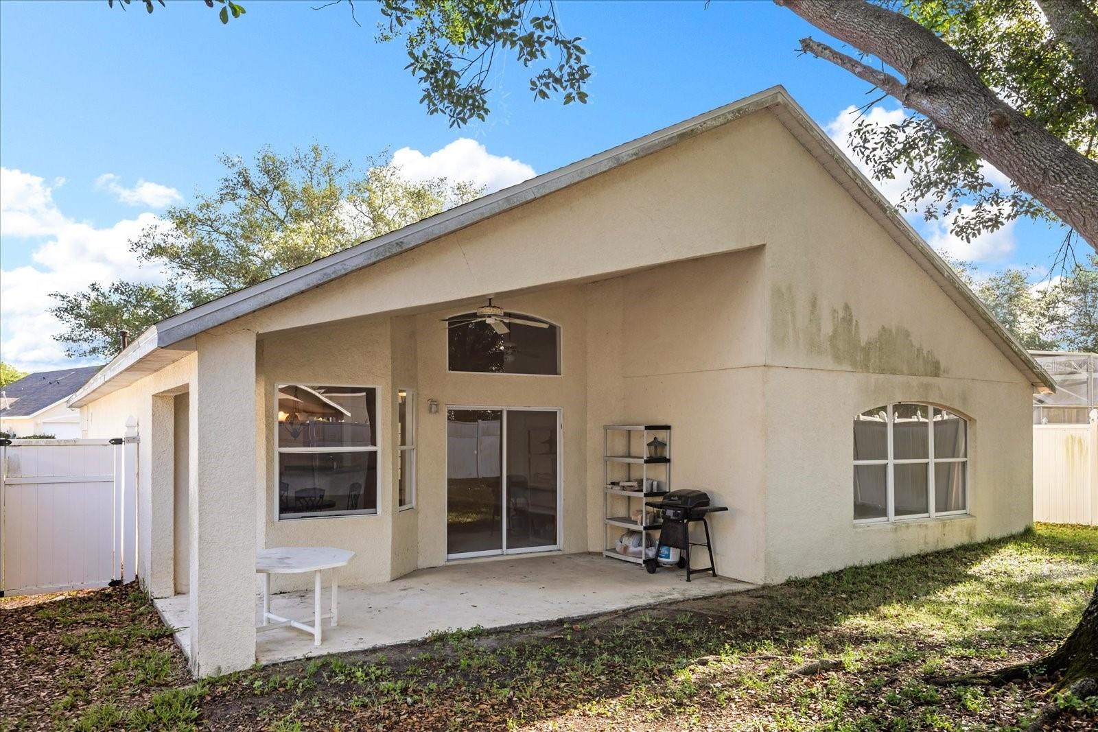 WESTON HILLS SUB - Residential