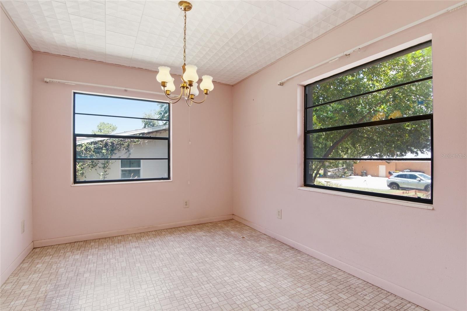 461 SHELDON PLACE