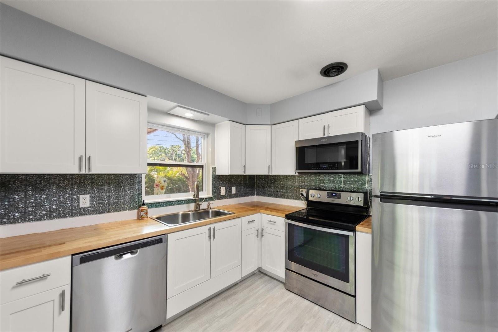 LUCYMAR 5TH ADD - Residential