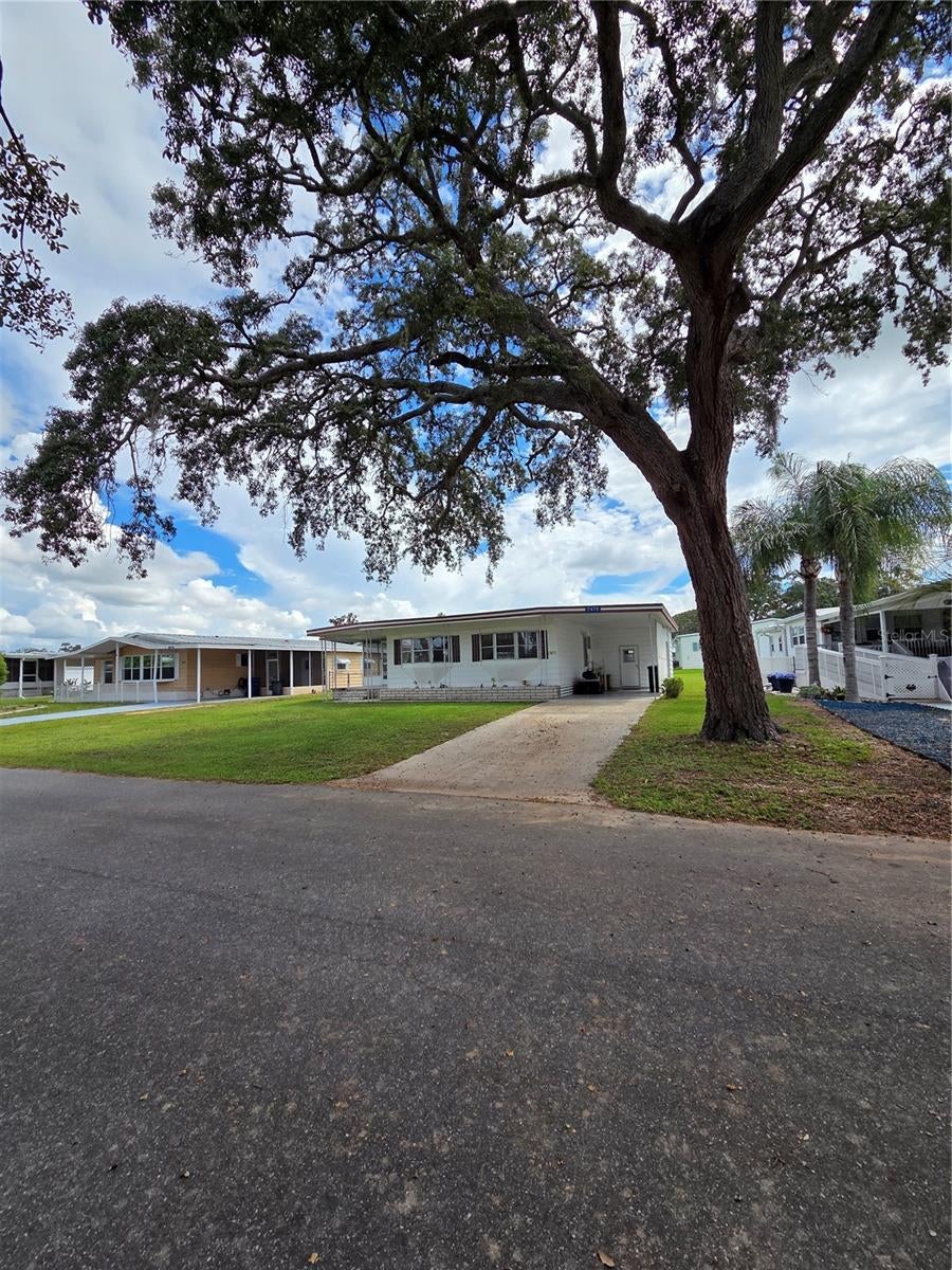 Photo of 7478 Western Circle Drive, Brooksville, FL 34613 (MLS # W7889698)