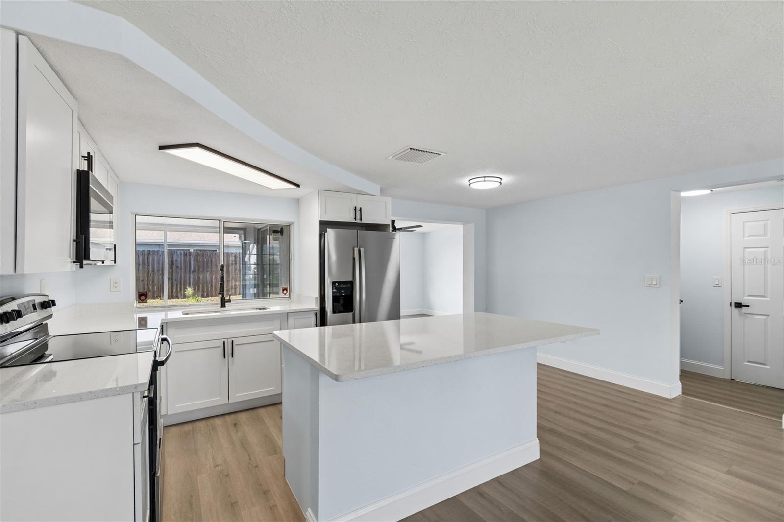 BEACON SQUARE - Residential