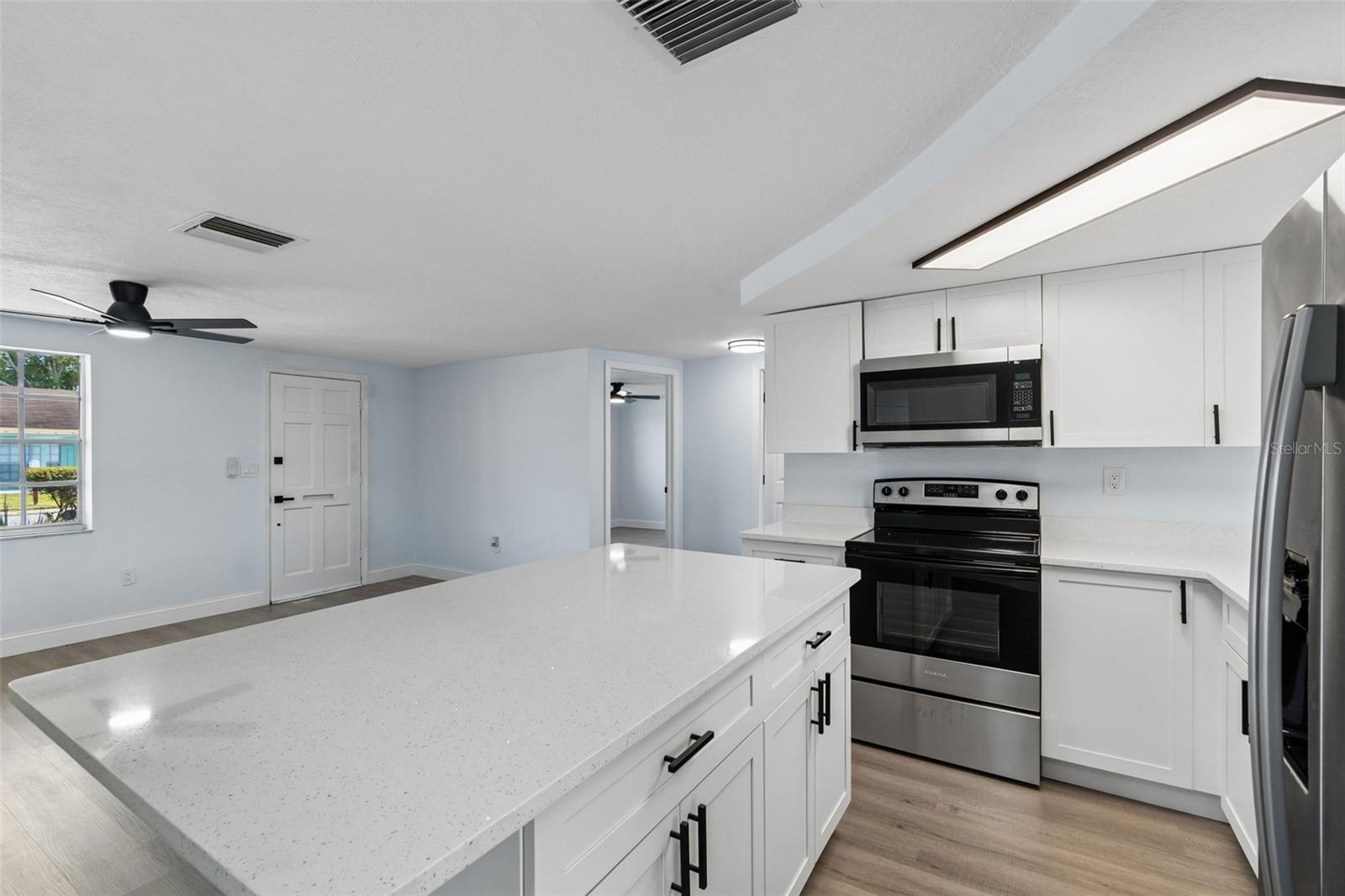 BEACON SQUARE - Residential