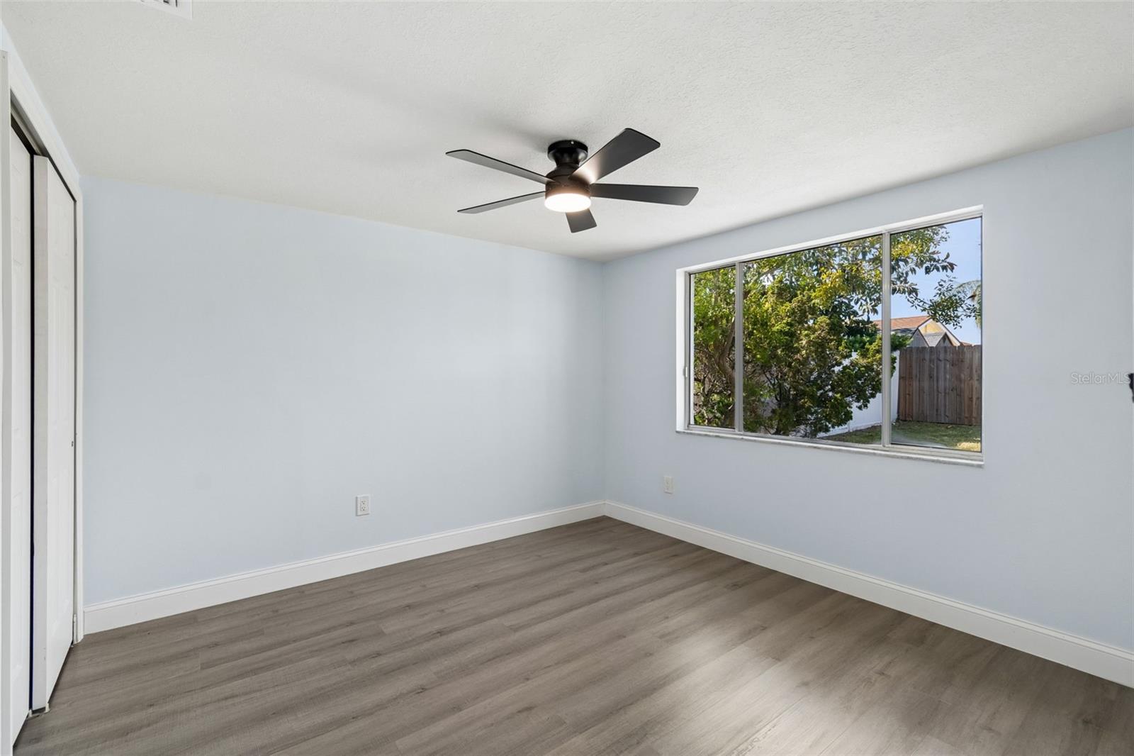 BEACON SQUARE - Residential