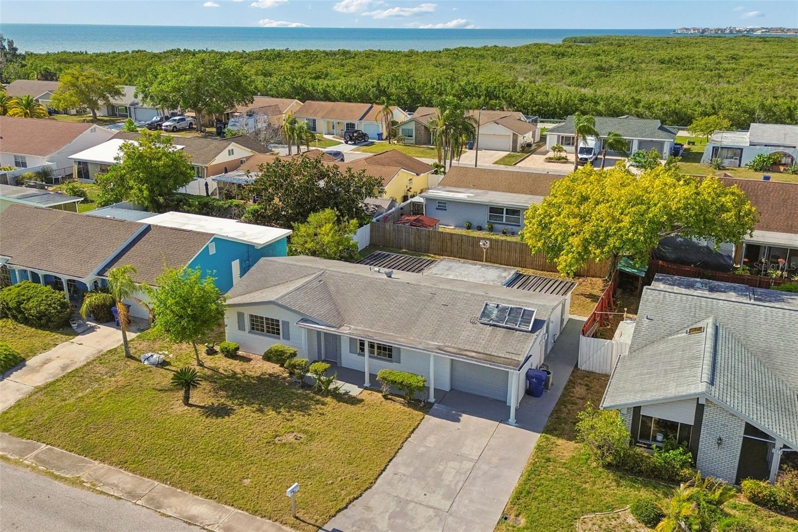 BEACON SQUARE - Residential