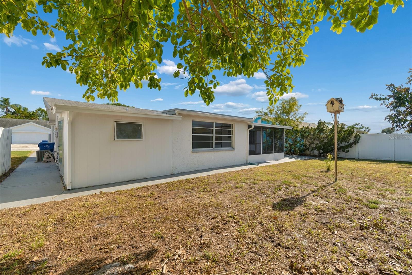 BEACON SQUARE - Residential