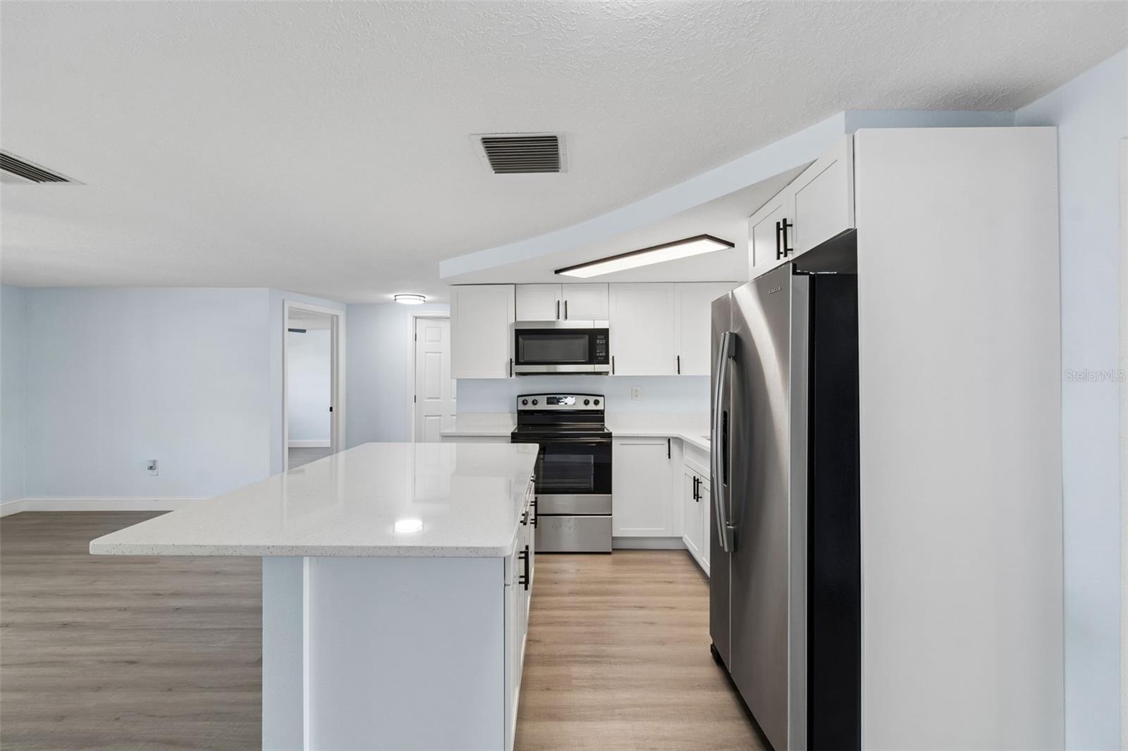 BEACON SQUARE - Residential