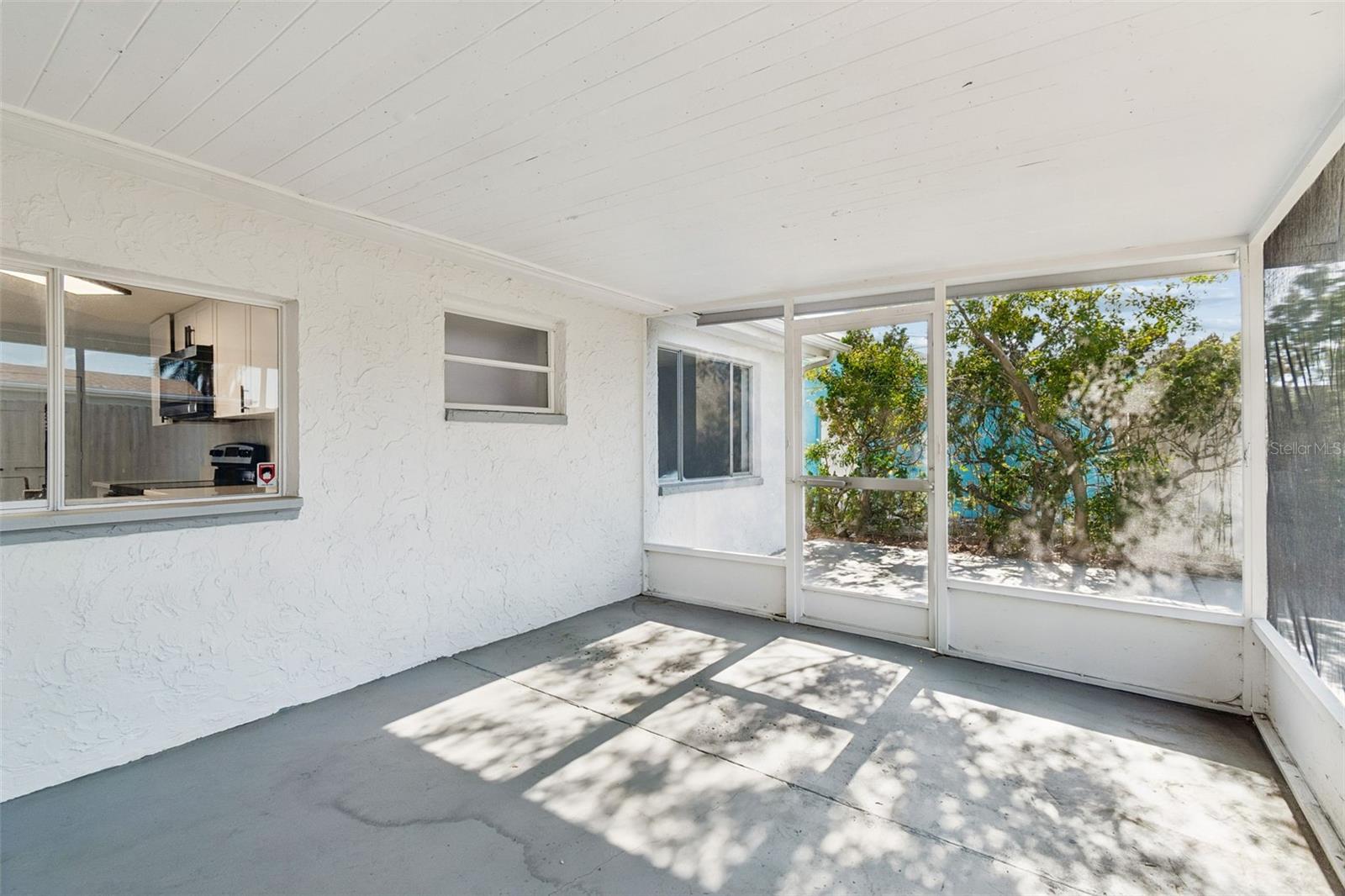 BEACON SQUARE - Residential