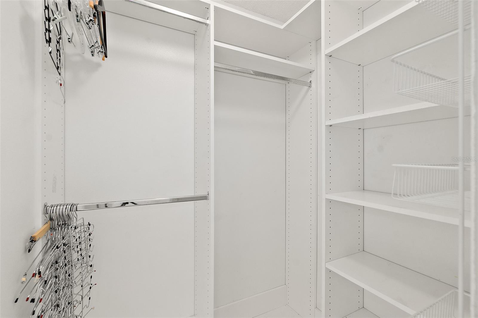 QUAIL HOLLOW - Residential