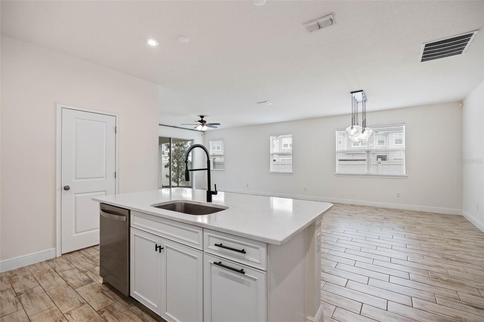 PARKVIEW/LONG LAKE RANCH PH 1A - Residential