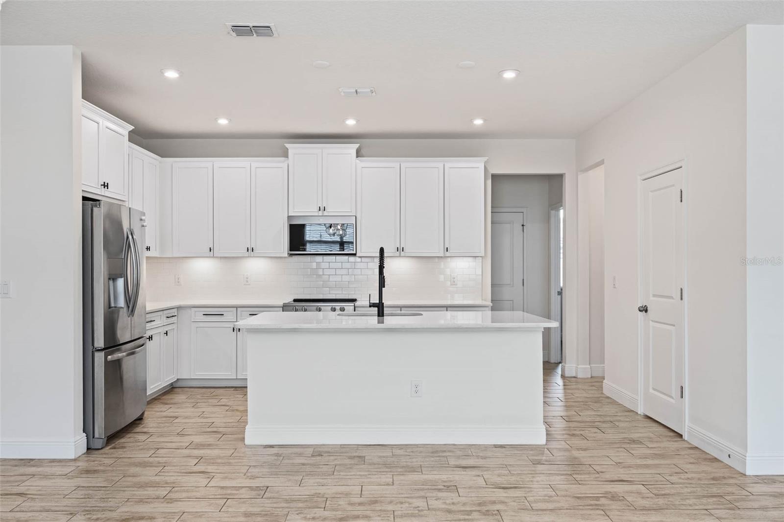 PARKVIEW/LONG LAKE RANCH PH 1A - Residential