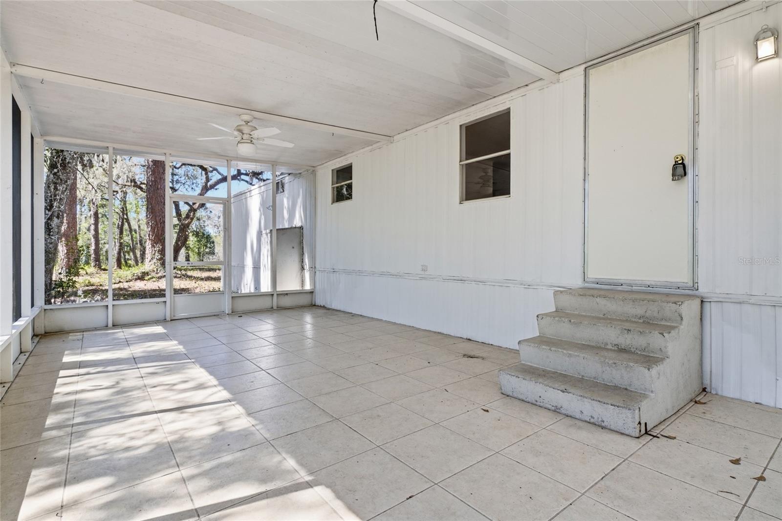 ACREAGE - Residential