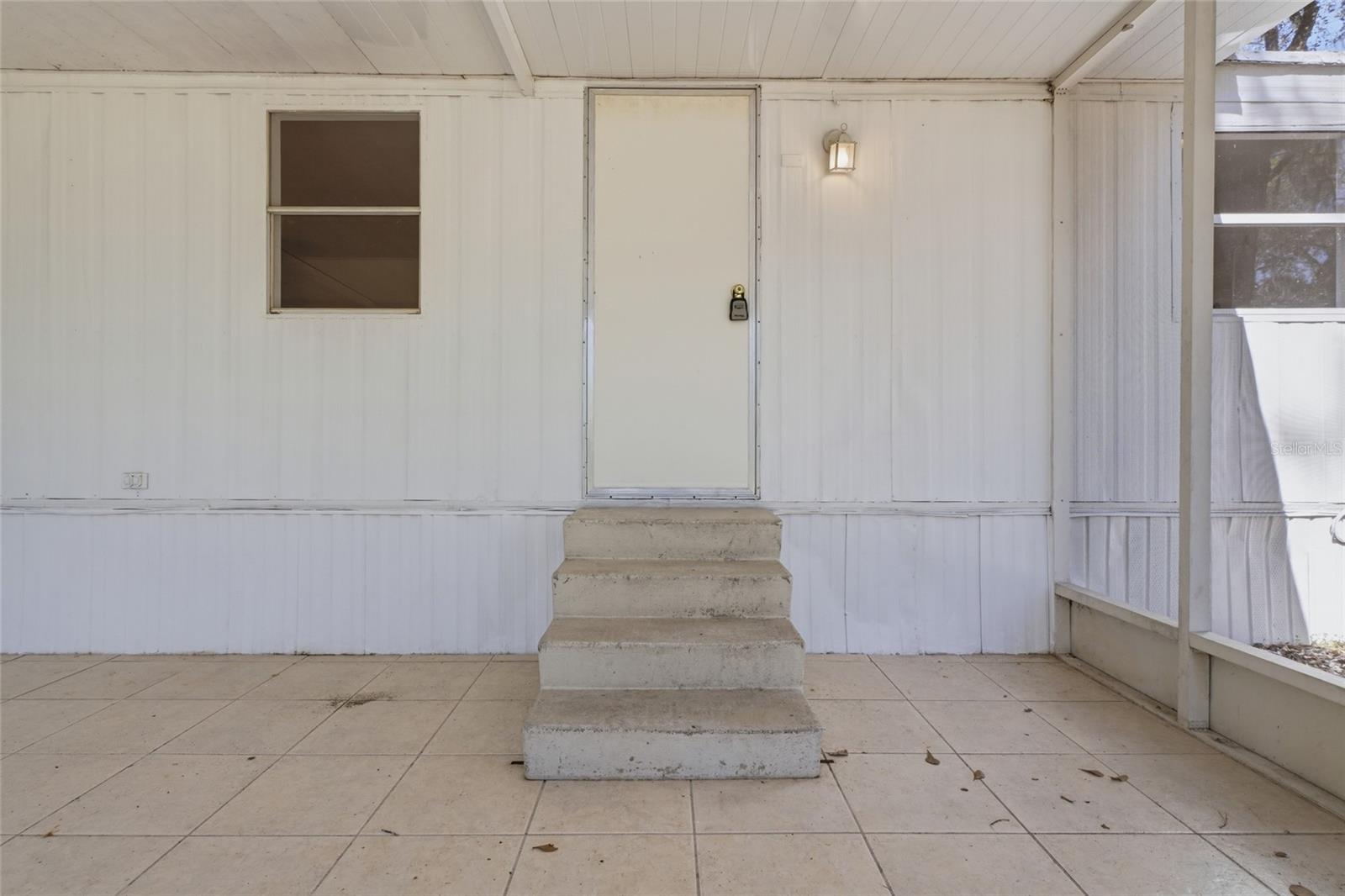 ACREAGE - Residential