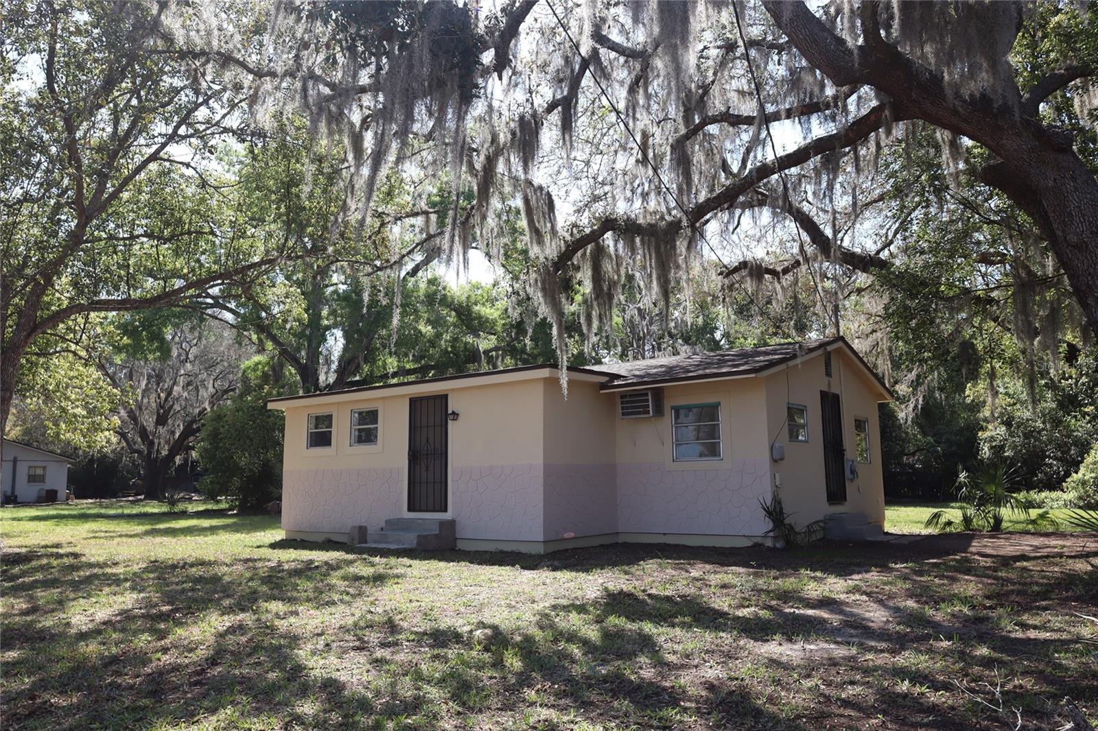 EUSTIS ROSENWALD GARDENS - Residential
