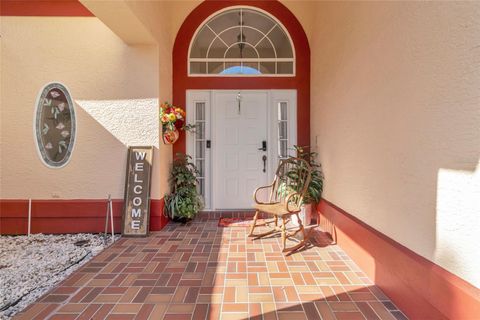 Tiny photo for 33025 Lake Bend Circle, Leesburg, FL 34788 (MLS # G5104697)