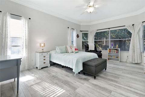 Tiny photo for 33025 Lake Bend Circle, Leesburg, FL 34788 (MLS # G5104697)