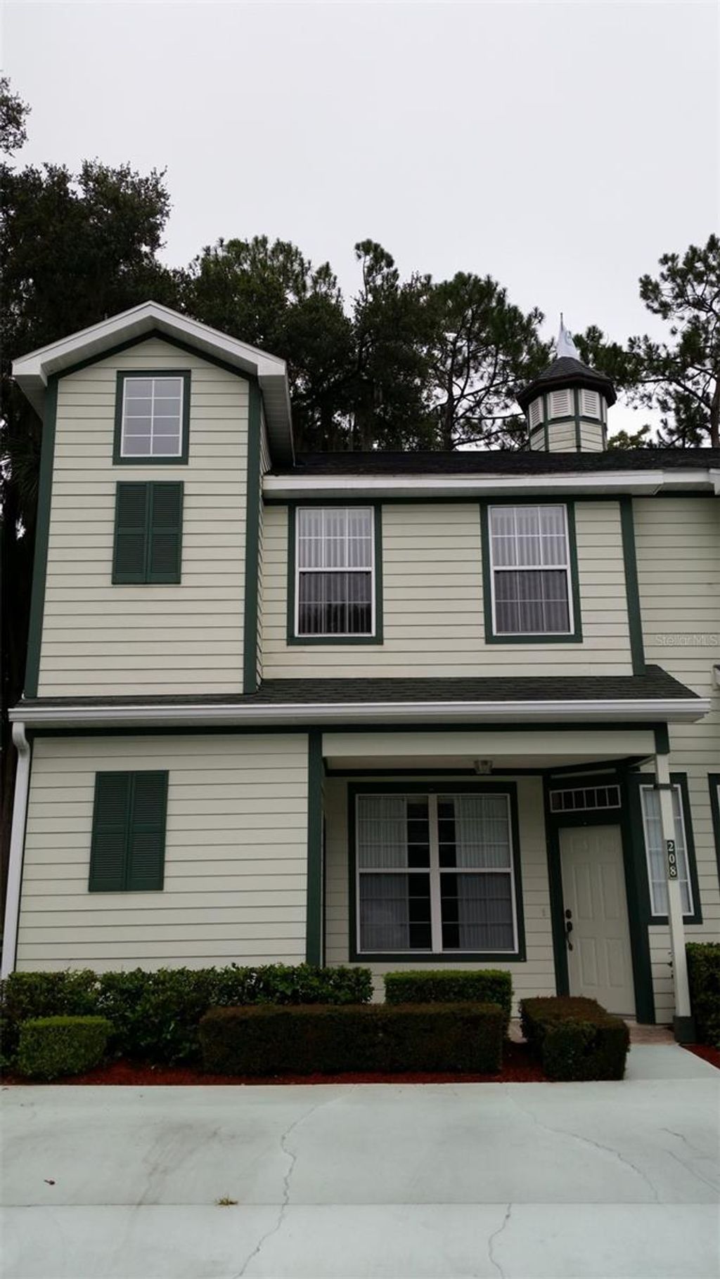 Photo of 231 NE 28th Avenue #208, Ocala, FL 34470 (MLS # OM711418)