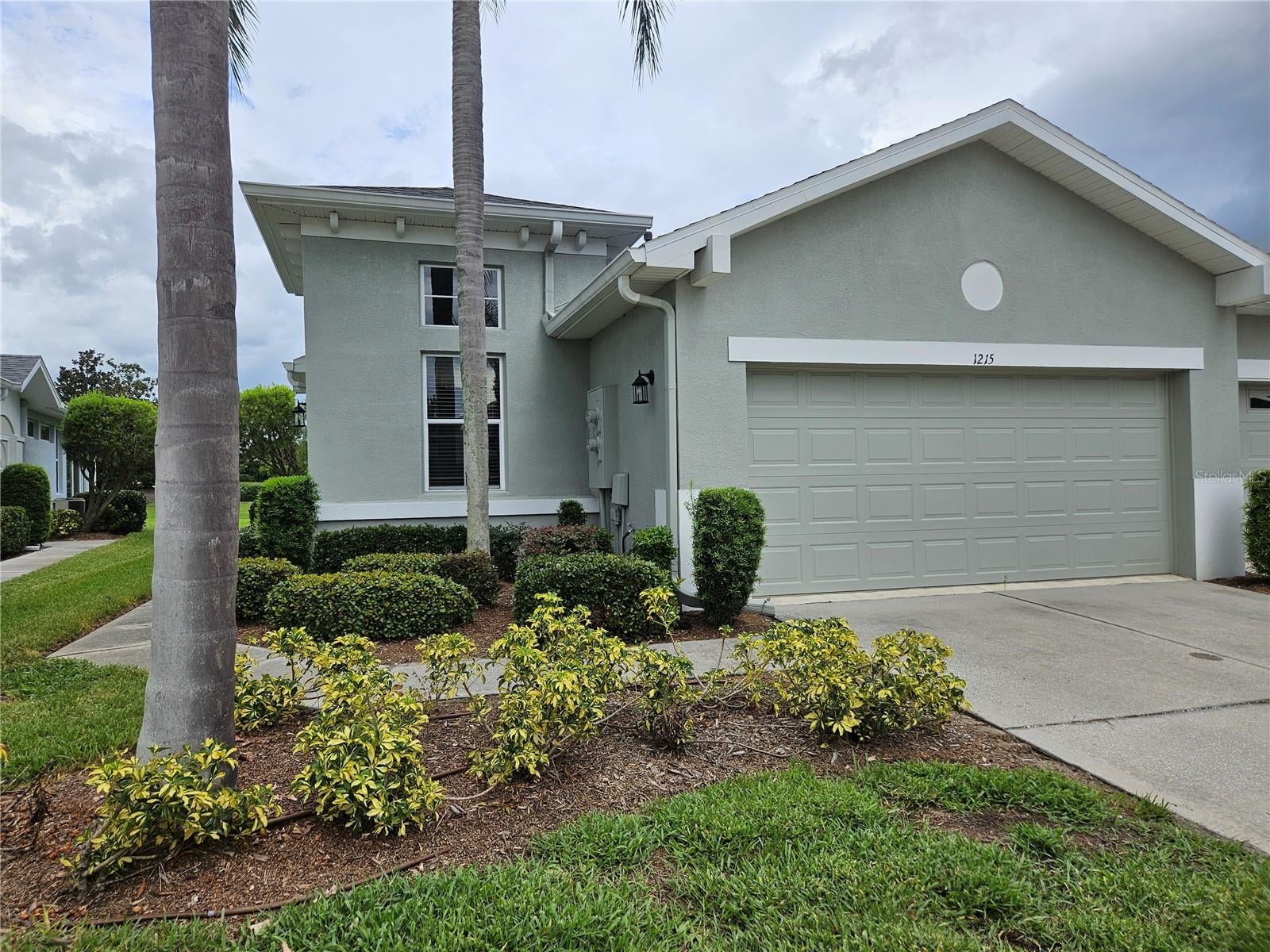 1215 LYNDHURST GREENS DRIVE .000