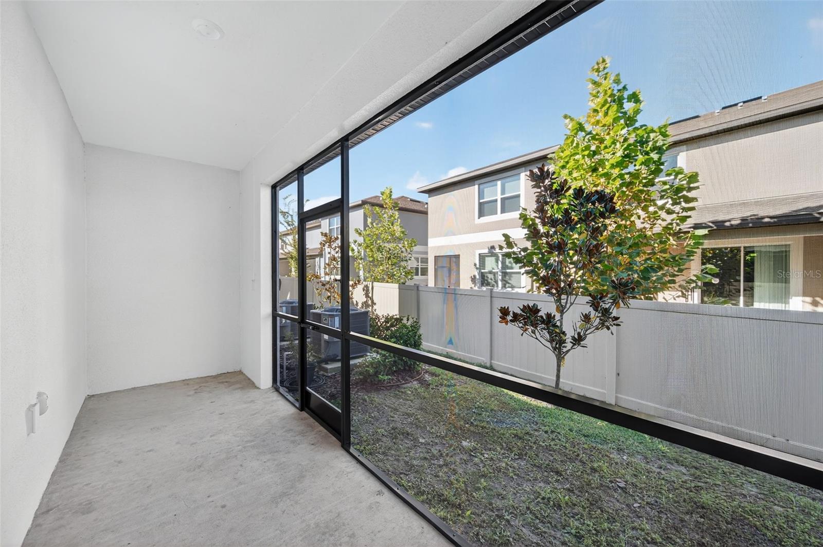 MIRADA PCLS 8A & 8B - Residential Lease