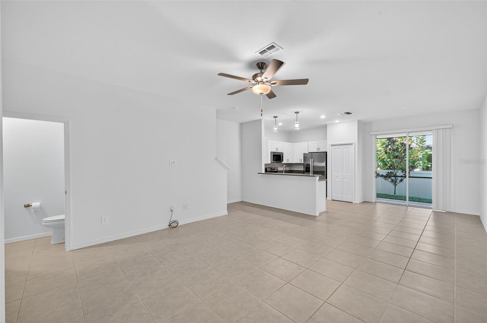 MIRADA PCLS 8A & 8B - Residential Lease