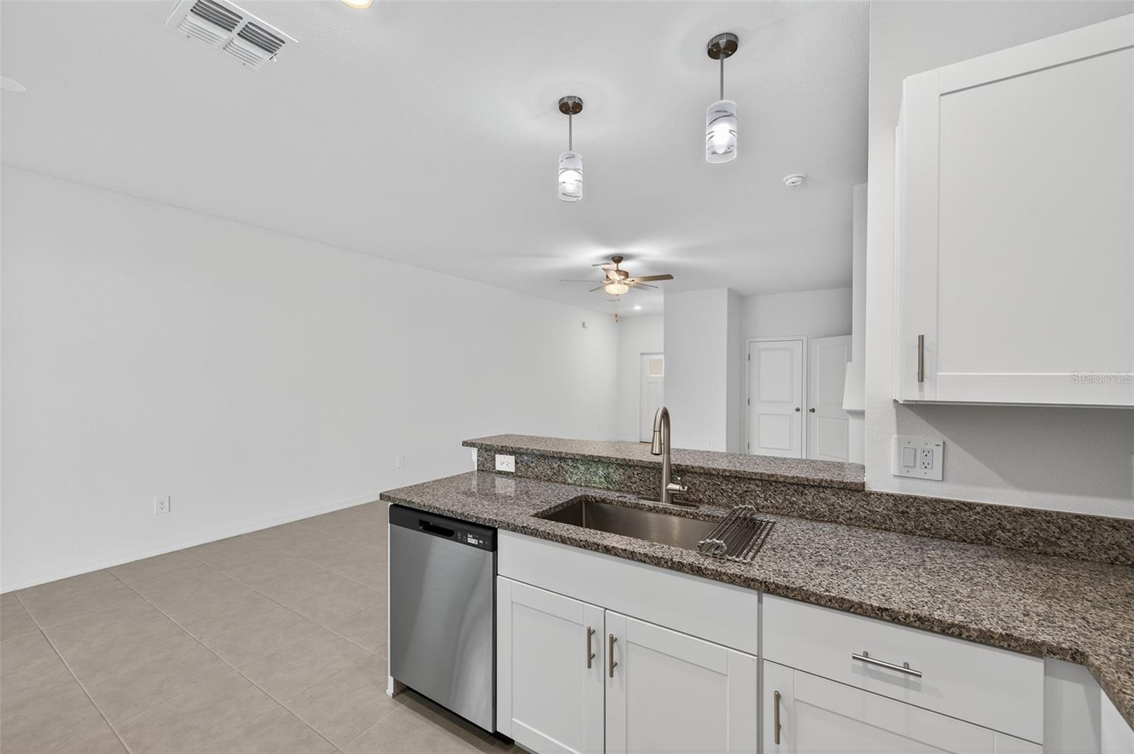 MIRADA PCLS 8A & 8B - Residential Lease