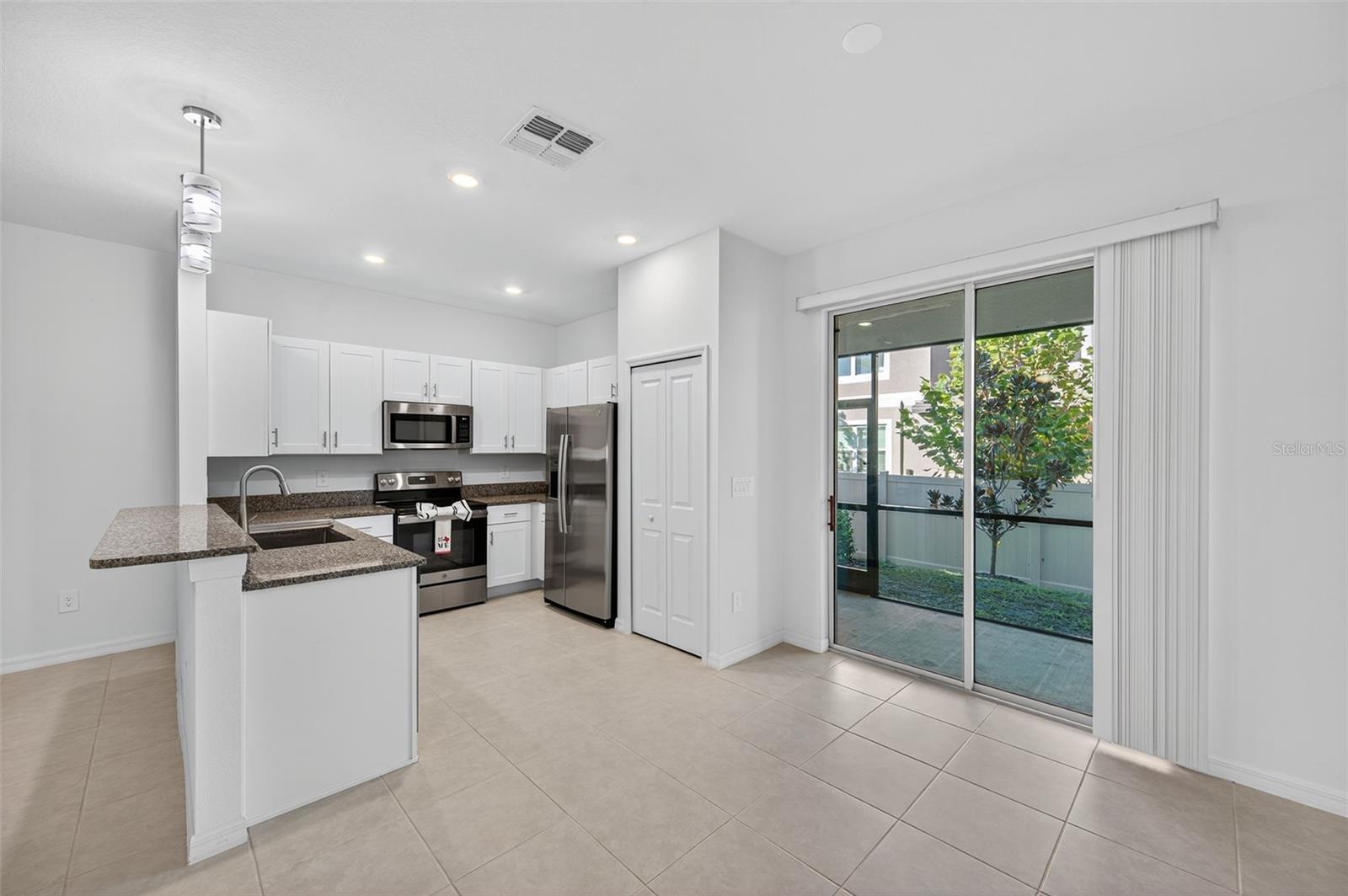 MIRADA PCLS 8A & 8B - Residential Lease